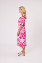 Laden Sie das Bild in den Galerie-Viewer, DESIGN NATION Saint Dress