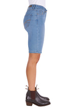 Indlæs billede til gallerivisning THOMAS COOK Ebony Denim Shorts
