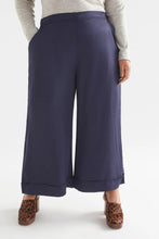 Load image into Gallery viewer, ELK Wide Leg Culottes