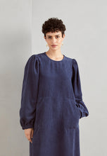 Laden Sie das Bild in den Galerie-Viewer, LOLLYS LAUNDRY Lucas Dress