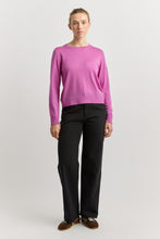 Laden Sie das Bild in den Galerie-Viewer, TOORALLIE Fine Merino Jumper