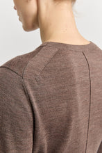 Laden Sie das Bild in den Galerie-Viewer, TOORALLIE Fine Merino Jumper