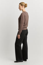 Laden Sie das Bild in den Galerie-Viewer, TOORALLIE Fine Merino Jumper