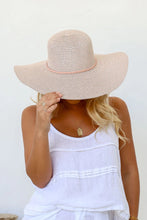 Load image into Gallery viewer, FREE SPIRIT STRAW HAT