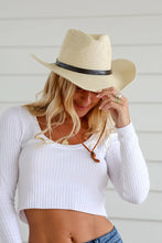 Laden Sie das Bild in den Galerie-Viewer, FREE SPIRIT STRAW HAT