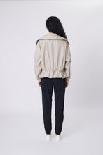 Laden Sie das Bild in den Galerie-Viewer, MARLOW Fairway Spray Jacket