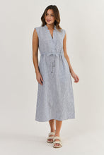 Laden Sie das Bild in den Galerie-Viewer, NATURALS GA516 Sleeveless Dress