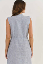 Laden Sie das Bild in den Galerie-Viewer, NATURALS GA516 Sleeveless Dress