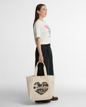 Load image into Gallery viewer, BARBOUR Heart Tote Bag