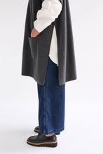Load image into Gallery viewer, ELK Neuwt Hooded Poncho