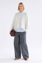 Laden Sie das Bild in den Galerie-Viewer, ELK Agna Sweater