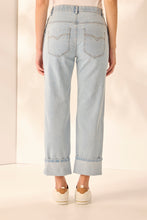 Cargar imagen en el visor de la galería, LANIA Bleached Legal Jean