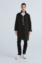 Laden Sie das Bild in den Galerie-Viewer, LANIA Raft Coat