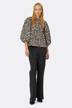 Load image into Gallery viewer, LOLLYS LAUNDRY Bergen Blouse