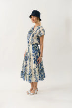 Load image into Gallery viewer, LOLLYS LAUNDRY Heather Top