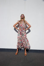 Load image into Gallery viewer, LOLLYS LAUNDRY Samo Dress