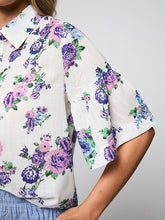 Laden Sie das Bild in den Galerie-Viewer, LOLLYS LAUNDRY Summer Shirt