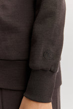 Charger l'image dans la galerie, TOORALLIE Lounge Funnel Neck