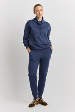 Charger l'image dans la galerie, TOORALLIE Lounge Funnel Neck