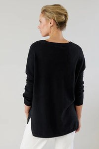 MIA FRATINO Boyfriend V Sweater