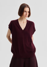 Load image into Gallery viewer, MORRISON Oxford Merino Knit Vest