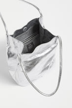 Charger l'image dans la galerie, ELK Orsa Metallic Bag