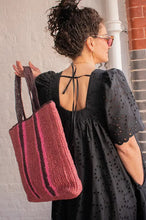 Indlæs billede til gallerivisning YERSE Paros Raffia Tote