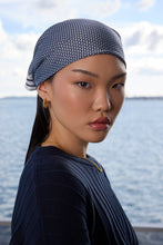 Laden Sie das Bild in den Galerie-Viewer, MARLOW Prism Scarf