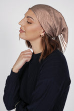 Laden Sie das Bild in den Galerie-Viewer, MARLOW Prism Scarf