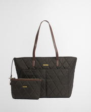 画像をギャラリービューアに読み込む, BARBOUR Quilted Tote Bag