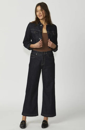 NEW LONDON Raynes Jean
