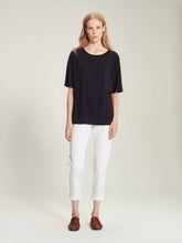 Load image into Gallery viewer, SILLS Lucia Relaxed Tee