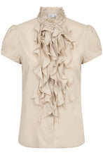 Laden Sie das Bild in den Galerie-Viewer, SAINT TROPEZ Tilli Shirt