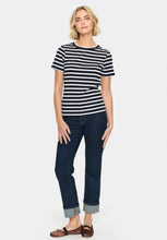 Laden Sie das Bild in den Galerie-Viewer, SAINT TROPEZ Aster Stripe Tee