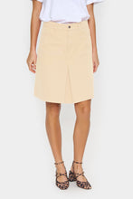Laden Sie das Bild in den Galerie-Viewer, SAINT TROPEZ Jean Skirt