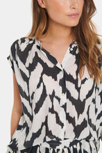 Load image into Gallery viewer, SAINT TROPEZ Kelsie Shirt