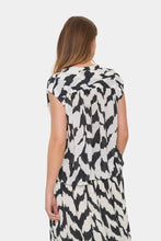 Load image into Gallery viewer, SAINT TROPEZ Kelsie Shirt