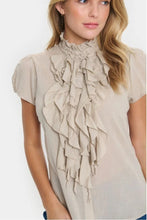 Laden Sie das Bild in den Galerie-Viewer, SAINT TROPEZ Tilli Shirt