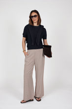 Laden Sie das Bild in den Galerie-Viewer, MARLOW Soleil Knit Tee