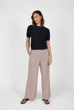 Laden Sie das Bild in den Galerie-Viewer, MARLOW Soleil Knit Tee