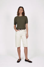 Laden Sie das Bild in den Galerie-Viewer, MARLOW Soleil Knit Tee