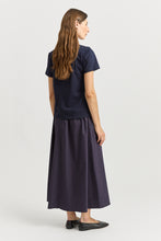 Laden Sie das Bild in den Galerie-Viewer, TOORALLIE Classic Tee