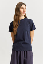 Laden Sie das Bild in den Galerie-Viewer, TOORALLIE Classic Tee