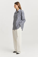 Load image into Gallery viewer, TOORALLIE Relaxed Cotton Shirt