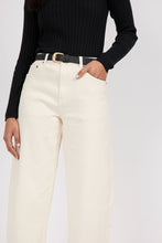 Load image into Gallery viewer, MARLOW The Curve Barrel Jean