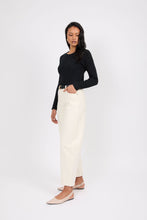 Load image into Gallery viewer, MARLOW The Curve Barrel Jean