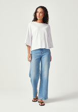 Charger l&#39;image dans la galerie, UNTOUCHED WOLRD Boxy Tee