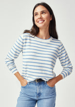 Laden Sie das Bild in den Galerie-Viewer, UNTOUCHED WORLD Fountain Sweater