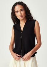 Laden Sie das Bild in den Galerie-Viewer, UNTOUCHED WORLD Indigo Vest