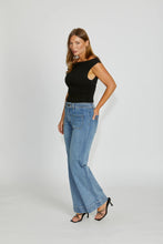 Load image into Gallery viewer, NEW LONDON Victory Jeans